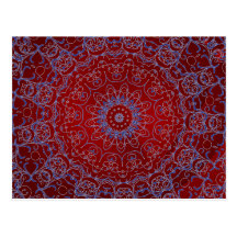 Coeurs rouges et carte postale bleue de dentelle