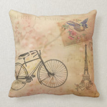 Collage vintage romantique de Paris au printemps Oreiller