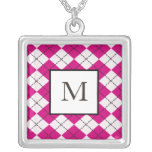 Collier à motifs de losanges de monogramme