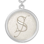 Collier argenté de monogramme - lettre S