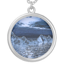 COLLIER DE DENIM ET DE GLACE