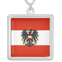 Collier de drapeau d'état de l'Autriche