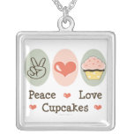 Collier de petits gâteaux d'amour de paix