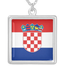 Collier élégant avec le drapeau de la Croatie