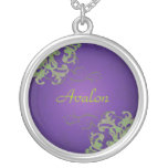 Collier noble de pourpre de rouleau de chaux