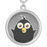 Collier noir d'oiseau