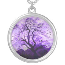 Collier pourpre de Raven de collines d'arbre de co