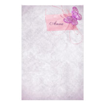 Conception assez rose personnalisable de papillon motifs pour papier à lettre