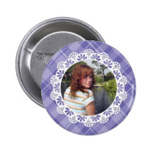 Conception de dentelle et de plaid - pétale pourpr badge avec épingle