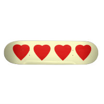 Conception rouge et crème de coeur d'amour planches à roulettes customisées