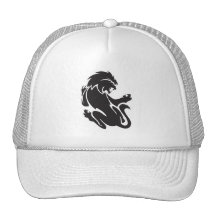 Conception tribale de tatouage de lion casquette