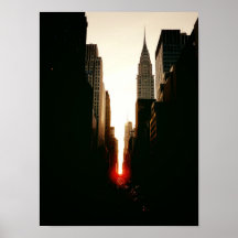 Construction de Manhattanhenge et de Chrysler, pet Posters