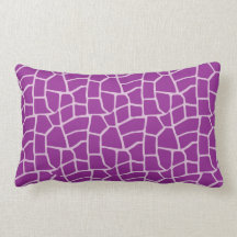 Copie de girafe dans le pourpre oreillers