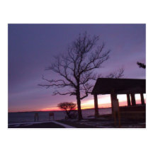 Coucher du soleil à la carte postale de baie