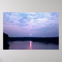 Coucher du soleil au-dessus d'affiche de lac falls