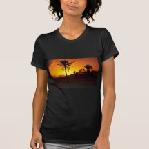 Coucher du soleil dans le désert, désert du Sahara T-shirts
