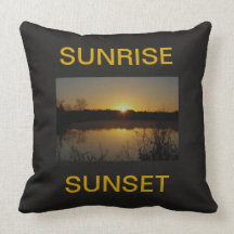 Coucher du soleil de lever de soleil coussin