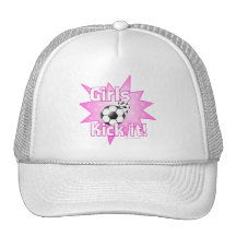 Coup-de-pied de filles il casquette