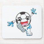 Coups de pied heureux de footballeur tapis de souris
