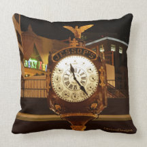 Coussin de Gaslamp conçu par Audrey Buss