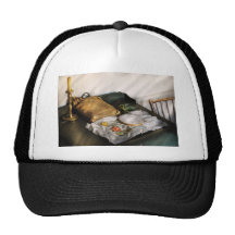 Couture - point d'aiguille casquette