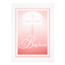 Croix chrétienne de baptême dans le rose cartons d'invitation personnalisés
