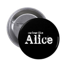 Curieux comme le bouton noir d'Alice Pin's