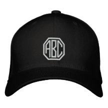 Customisez ce chapeau brodé