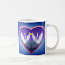 Cygnes dans l'amour mugs