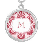 Damassé pendante de rouge de collier d'initiales d