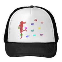 dame avec des fleurs de ketmie casquettes de camionneur