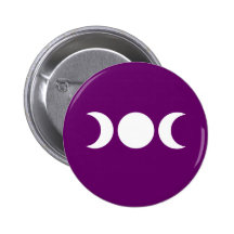 Déesse triple pourpre badge avec épingle