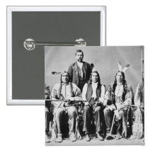 Délégation des chefs de Sioux, menée par le nuage  Pin's Avec Agrafe