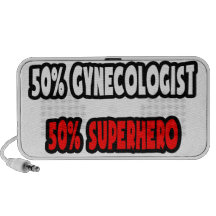 Demi de super héros de gynécologue… à moitié haut-parleur