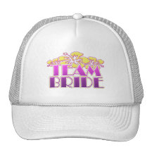 Demoiselles d'honneur florales de jeune mariée d'é casquette