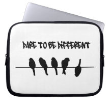 Des oiseaux sur un fil - osez être différent housse ordinateur portable
