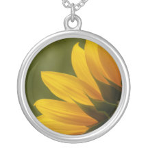 Détail de tournesol colliers personnalisés
