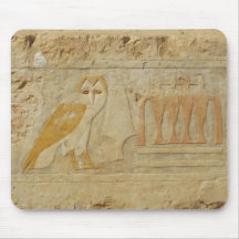Détail d'hiéroglyphe de hibou, temple de Hatshepsu Tapis De Souris