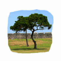 Deux arbres et murs de château découpages en acrylique