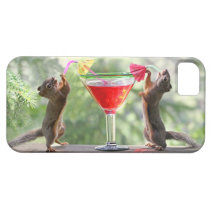 Deux écureuils buvant un cocktail coques case-mate