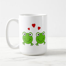 Deux grenouilles vertes avec les coeurs rouges tasse à café