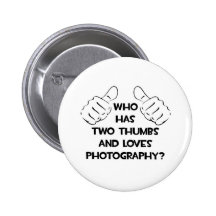 Deux pouces et photographies d'amours pin's avec agrafe