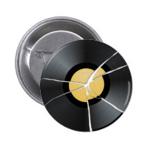 Disque vinyle cassé badge avec épingle