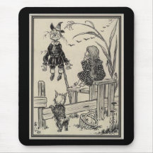Dorthy, épouvantail et Toto Tapis De Souris
