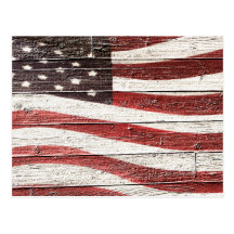 Drapeau américain peint sur la texture en bois rus carte postale