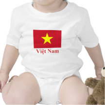 Drapeau du Vietnam avec le nom dans le Vietnamien T-shirts