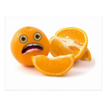EEEK ! Soumise à une contrainte orange Carte Postale