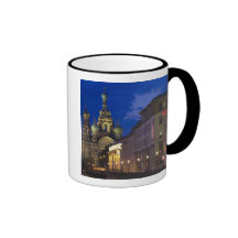Église du sauveur du sang renversé 3 tasses