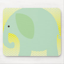 Éléphant vert en bon état sur le jaune tapis de souris