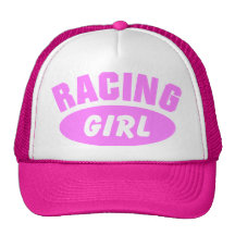 Emballage de la fille casquettes